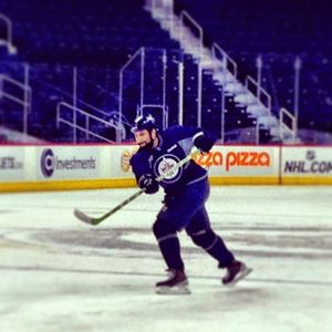 Image post by @nhljets on Instagram