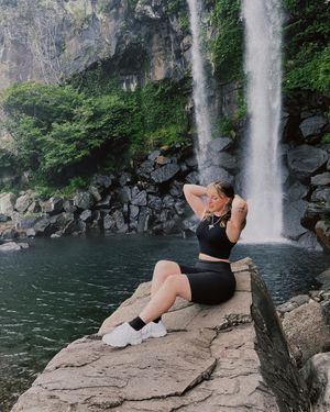 Image post by @voidlin.g on Instagram