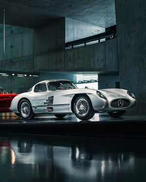 Image post by @MercedesBenzUSA on Twitter