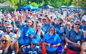 Image post by @roaringriot on Instagram