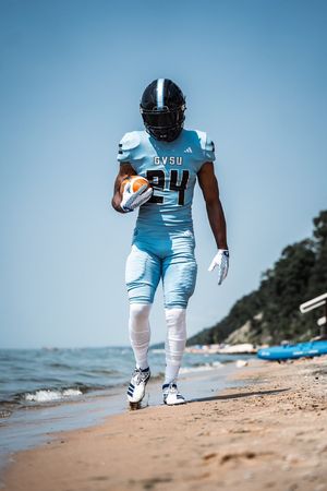 Image post by @gvsufootball on Twitter