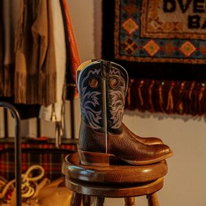 Image post by @tonylamaboots on Instagram