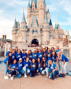 Image post by @hofstradanceteam on Instagram
