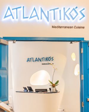 Image post by @stregisbalharbour on Instagram