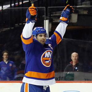 Image post by @nyislanders on Instagram