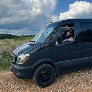 Image post by @mercedesbenzvansusa on Instagram