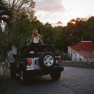 Image post by @karliekloss on Instagram