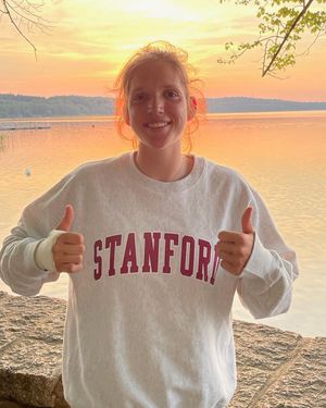 Image post by @stanfordwcrew on Instagram