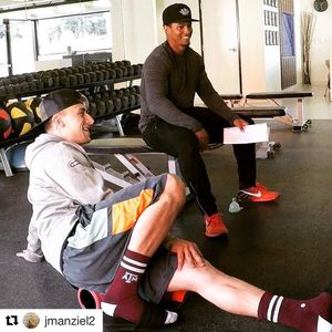 Image post by @les7spellman on Instagram