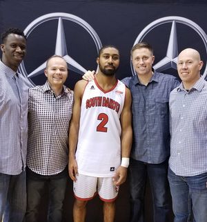 Image post by @SDCoyotesMBB on Twitter