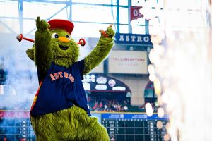 Image post by @orbitastros on Instagram