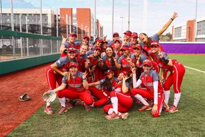 Image post by @sdcoyotessb on Twitter