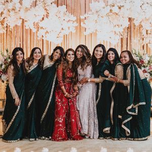 Image post by @thismodernlovephoto on Instagram
