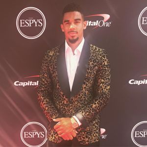 Image post by @evanderkane on Instagram