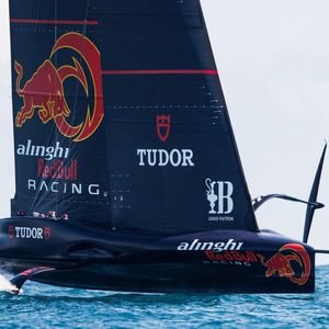 Image post by @redbullshop on Instagram