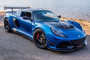 Image post by @lotuscars on Instagram