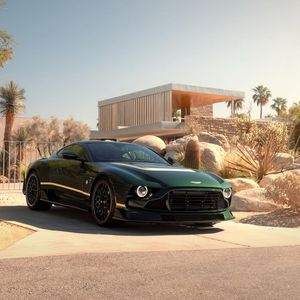 Image post by @astonmartin on Twitter