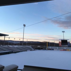 Image post by @nyboulders on Instagram