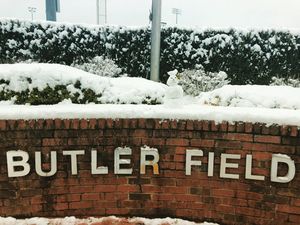 Image post by @leeusoftball on Instagram