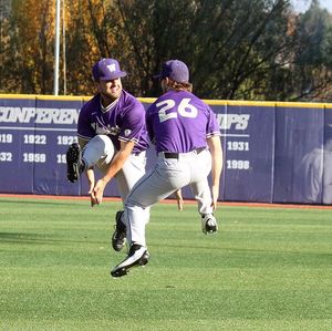 Image post by @uw_baseball on Instagram