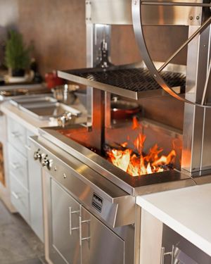 Image post by @kalamazoogrills on Instagram