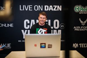 Image post by @canelo on Instagram