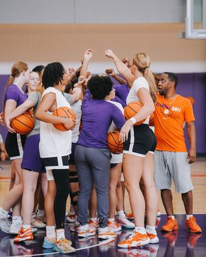 Image post by @clemsonwbb on Instagram