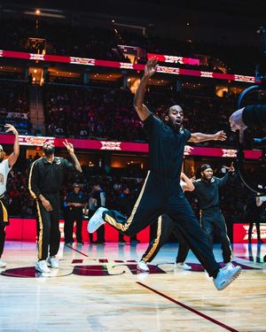 Image post by @CavsScreamTeam on Facebook