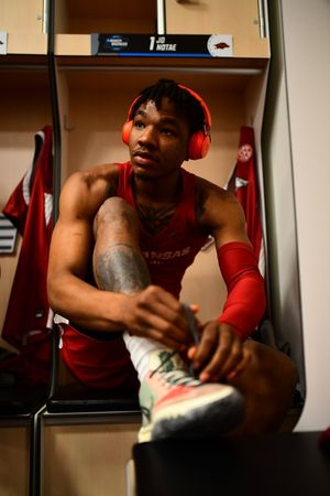 Image post by @RazorbackMBB on Twitter