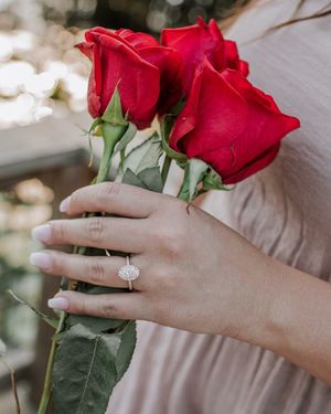 Image post by @helzbergdiamonds on Instagram