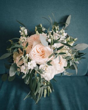 Image post by @eventsbyroam on Instagram