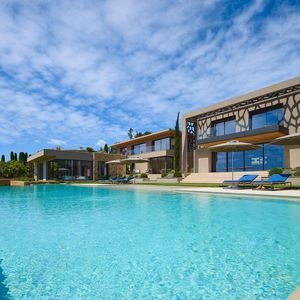 Image post by @christiesrealestate on Instagram