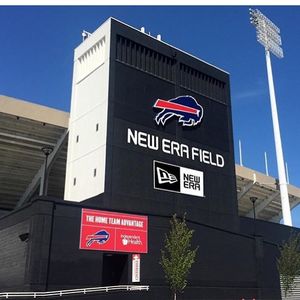 Image post by @neweracap on Instagram