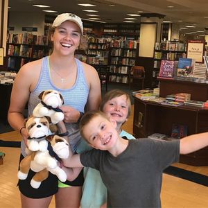 Image post by @yalesoftball on Instagram