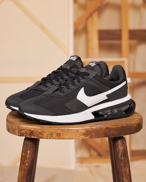 Image post by @footlocker on Instagram