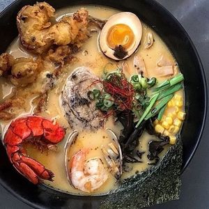 Image post by @onlyinsf on Instagram