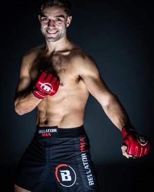 Image post by @bellatormma on Instagram