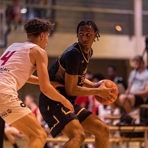 Image post by @calmbball on Instagram