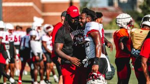 Image post by @uoflfootball on Twitter