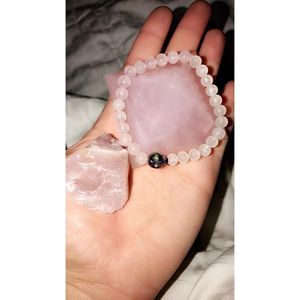 Image post by @goodwitchxbadbitch on Instagram