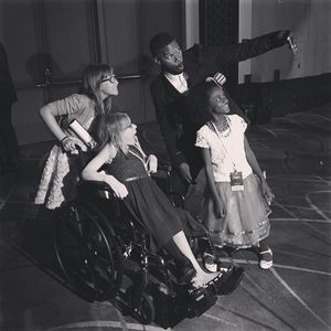 Image post by @iamjamiefoxx on Instagram