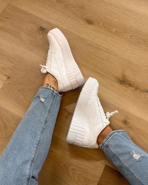 Image post by @dsw on Instagram