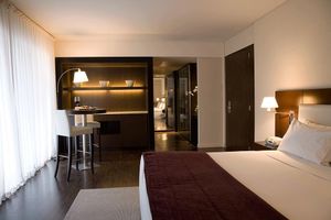 Image post by @hotelmadero on Instagram