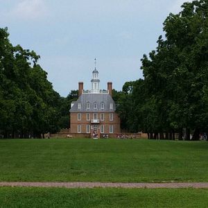 Image post by @nhldecker on Instagram