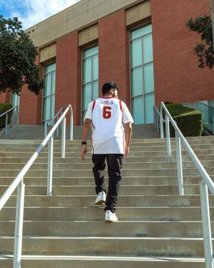 Image post by @uscbookstore on Instagram