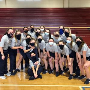 Image post by @leeusoftball on Instagram