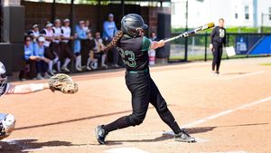 Image post by @hussonsoftball on Instagram
