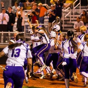 Image post by @lipscomb_sb on Instagram