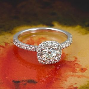 Image post by @helzbergdiamonds on Instagram