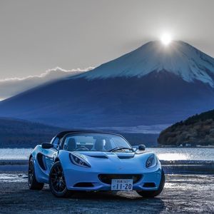 Image post by @lotuscars on Instagram